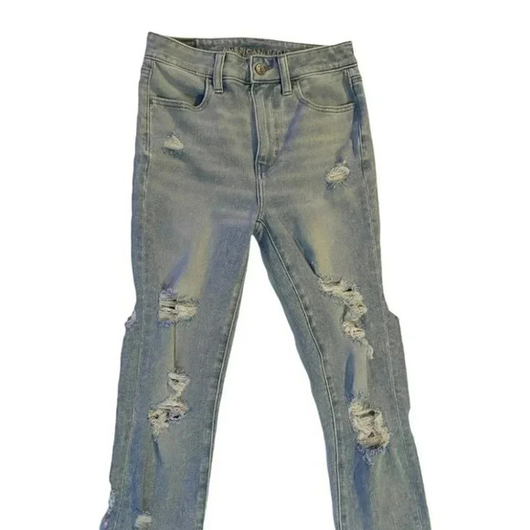American Eagle 2 The Dream Jean Super Hi-Rise Light blue ripped distressed jeans - Picture 1 of 5